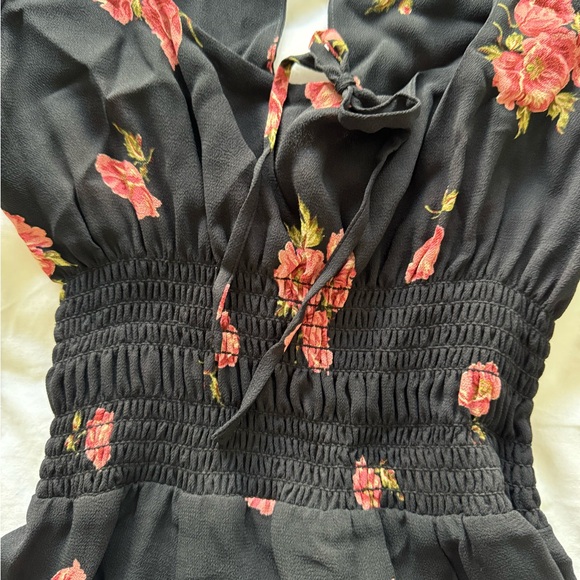 Never worn Reformation dress! - Picture 4 of 4